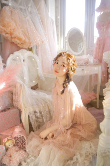 真实偷拍女尿正面视频